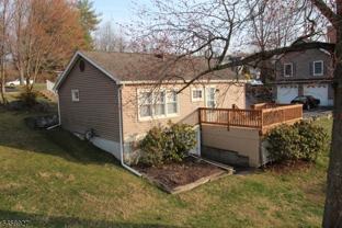 31 Ringwood Ln - Photo 1 of 1