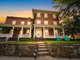 featured image of 8 Trenton Ave #2