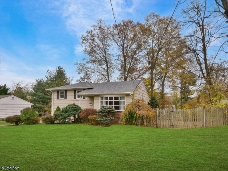 69 Intervale Rd - Photo 3 of 29