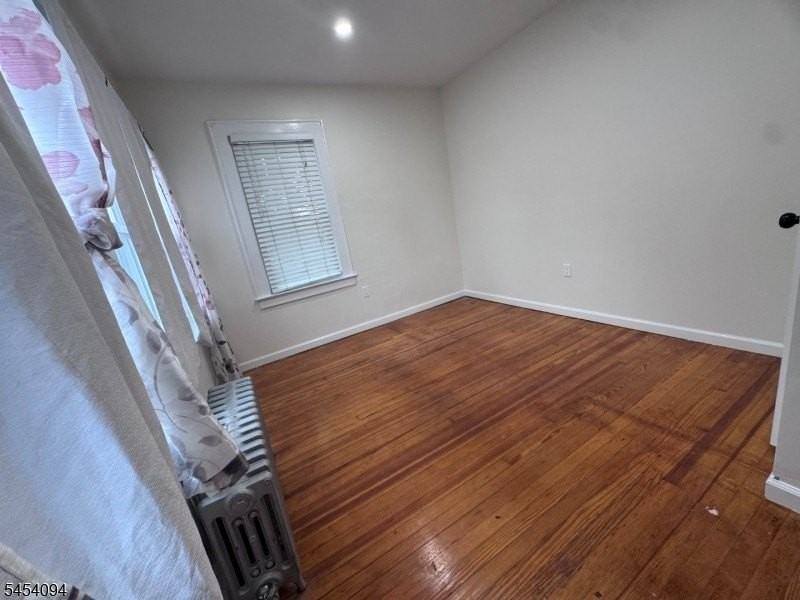 182 Greenbrook Rd #1 - Photo 4 of 9