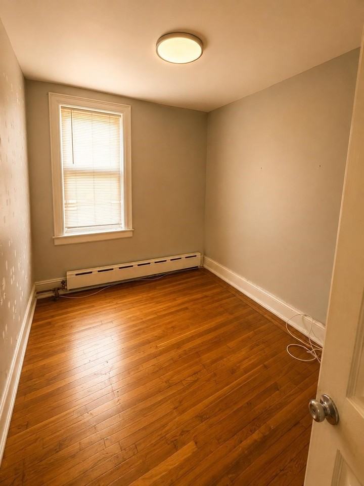 8222 Kennedy Blvd #3 - Photo 4 of 5