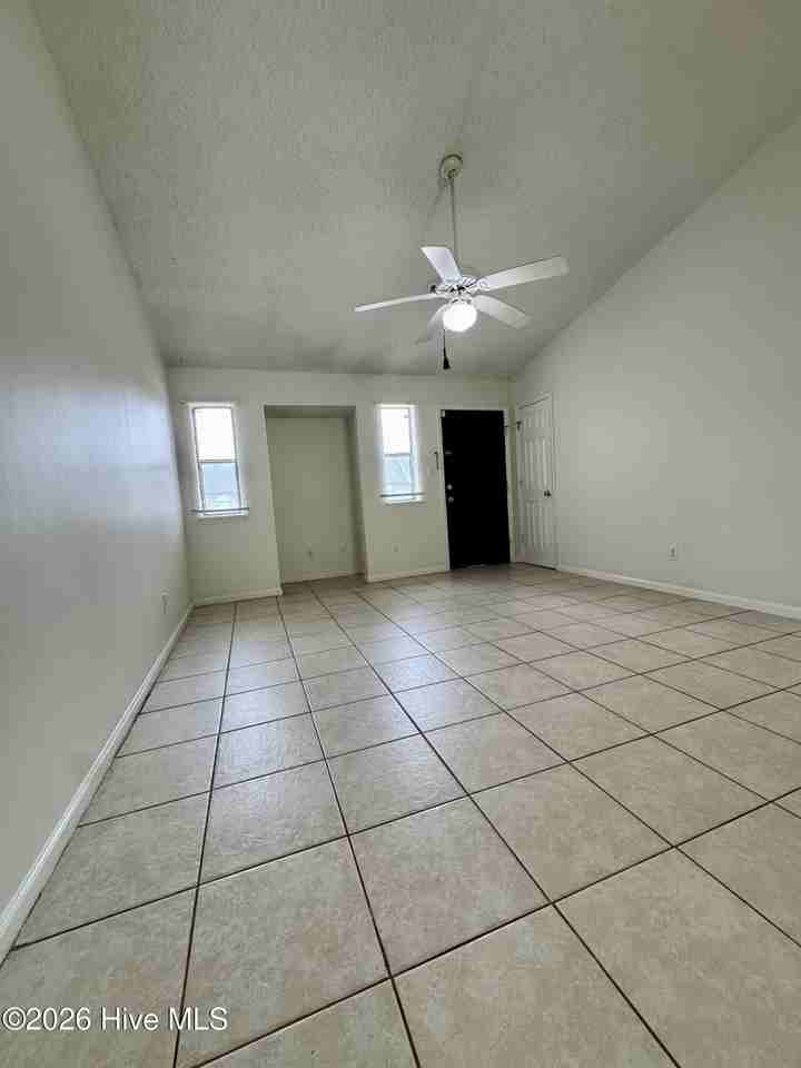 217 Wyndham Cir #A - Photo 4 of 20
