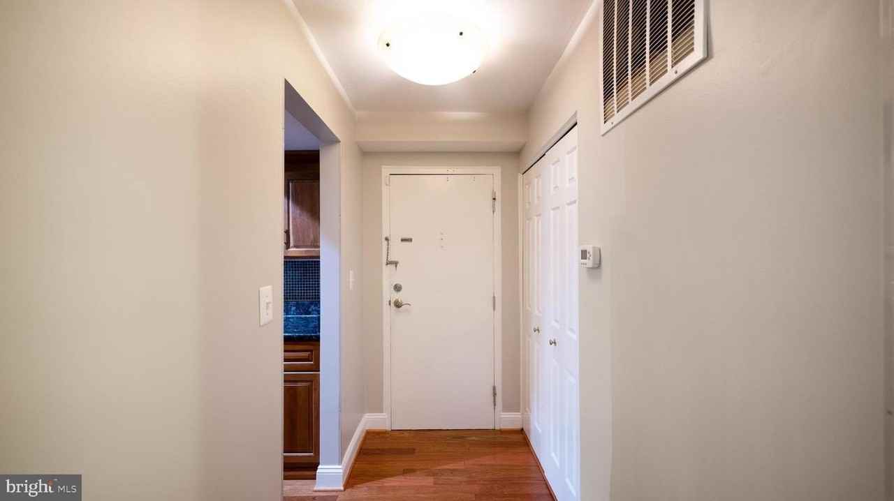 4970 Battery Ln - Photo 7 of 34