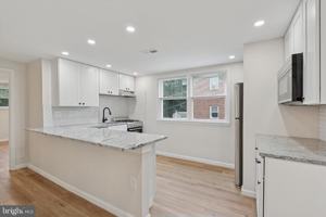 featured image of 421 W Jefferson St