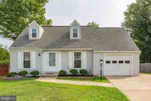 featured image of 5685 Saffron Ln