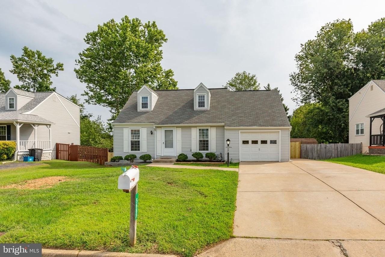 5685 Saffron Ln - Photo 2 of 39