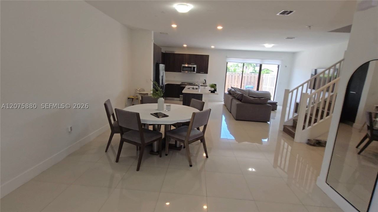 15790 Sw 136th Way #0 - Photo 3 of 42