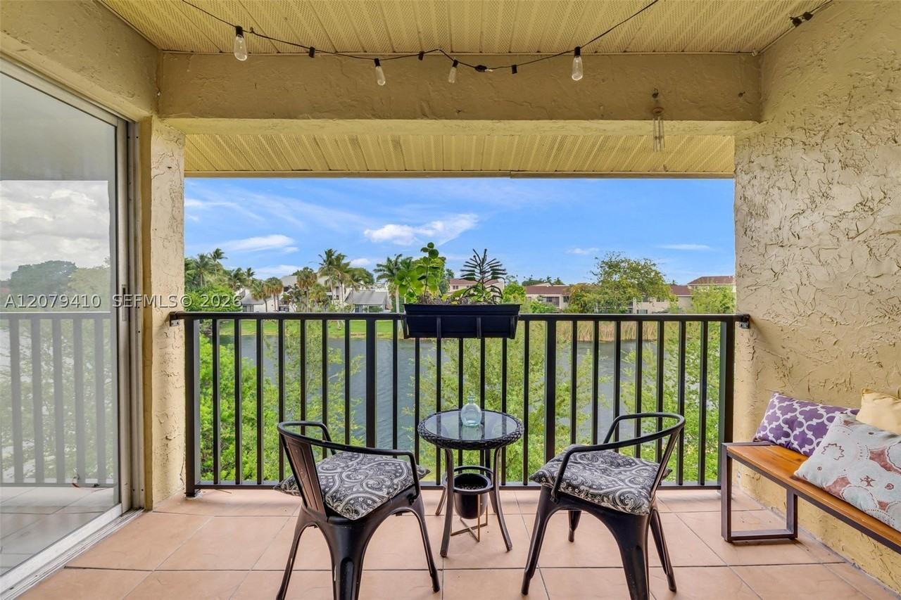 15470 Sw 82nd Ln #332 - Photo 3 of 50