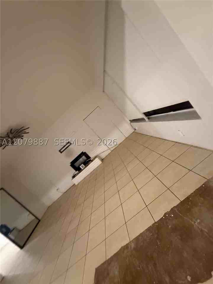 14800 Nw 2nd Ave #B - Photo 7 of 29