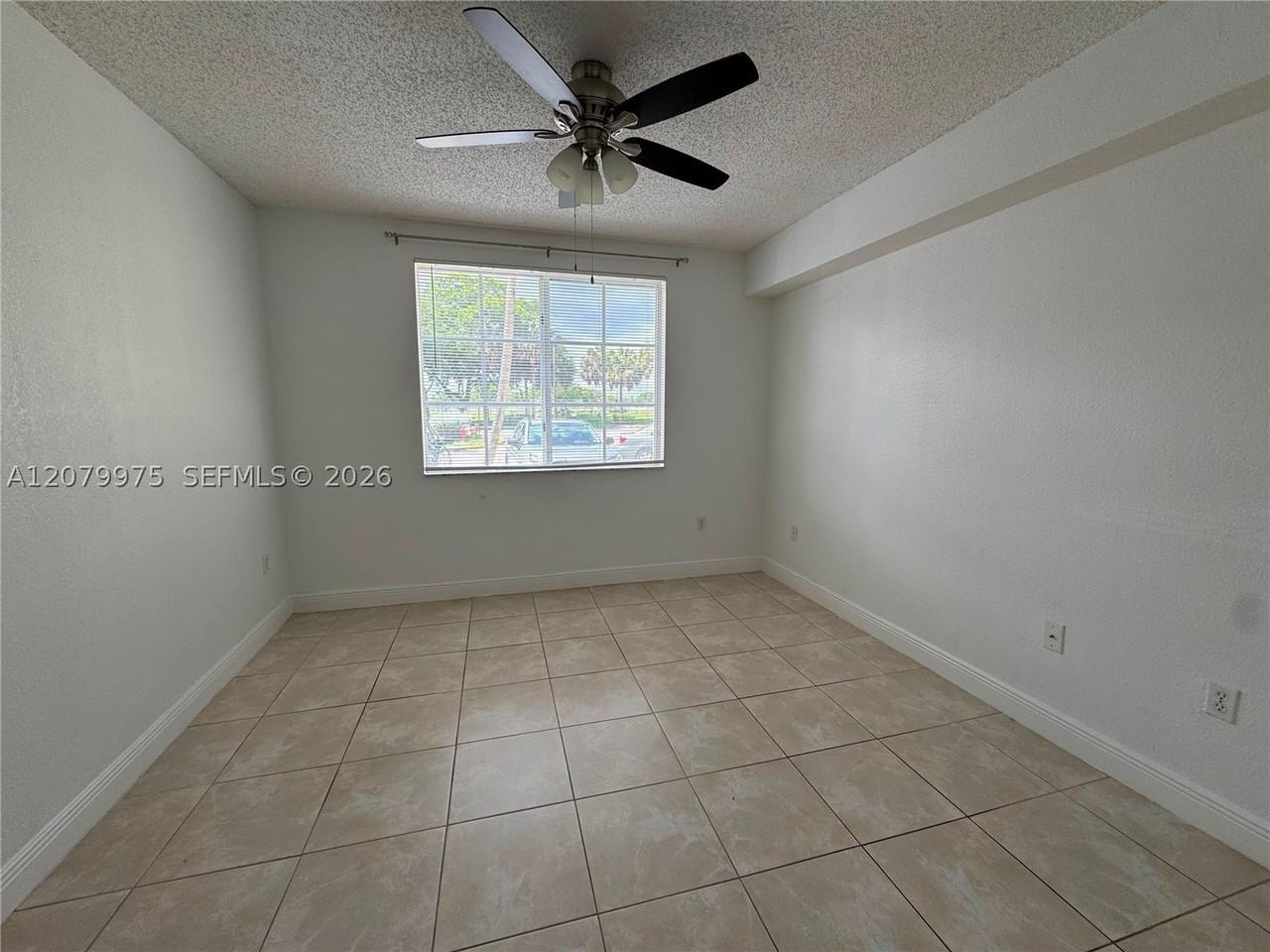 7920 N Nob Hill Rd #103 - Photo 5 of 14