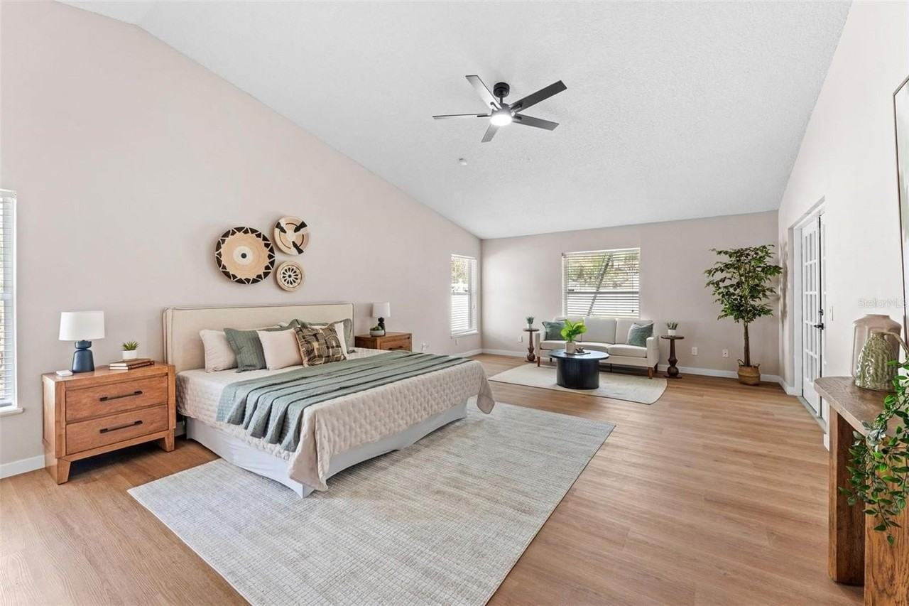 5521 Oak St - Photo 6 of 8
