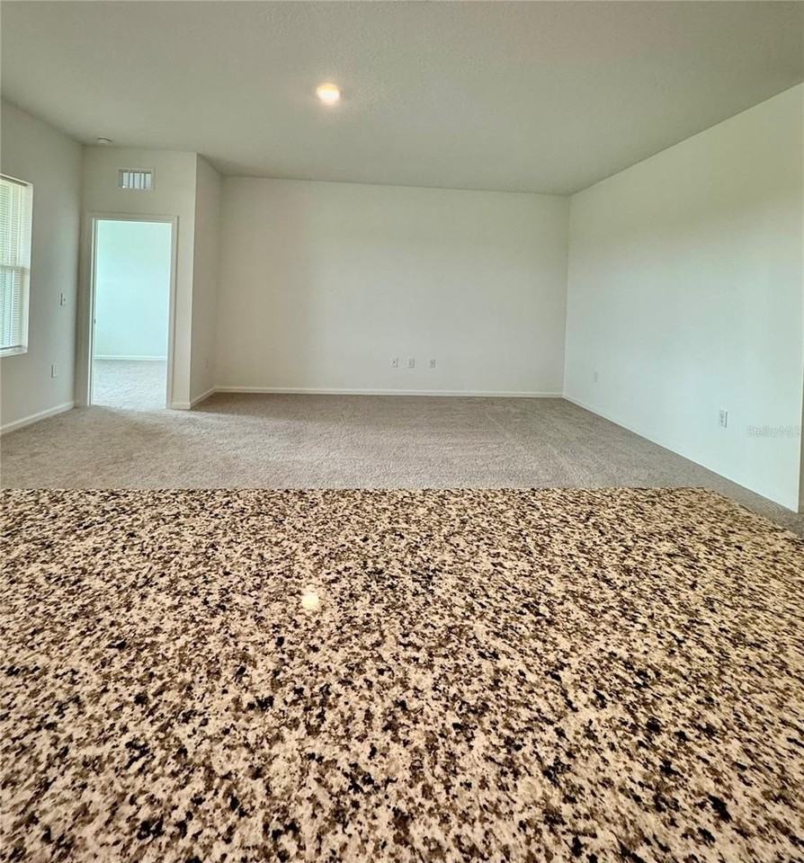 2652 Buttercup Ave - Photo 4 of 11