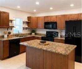3826 Exeter Ln - Photo 2 of 10