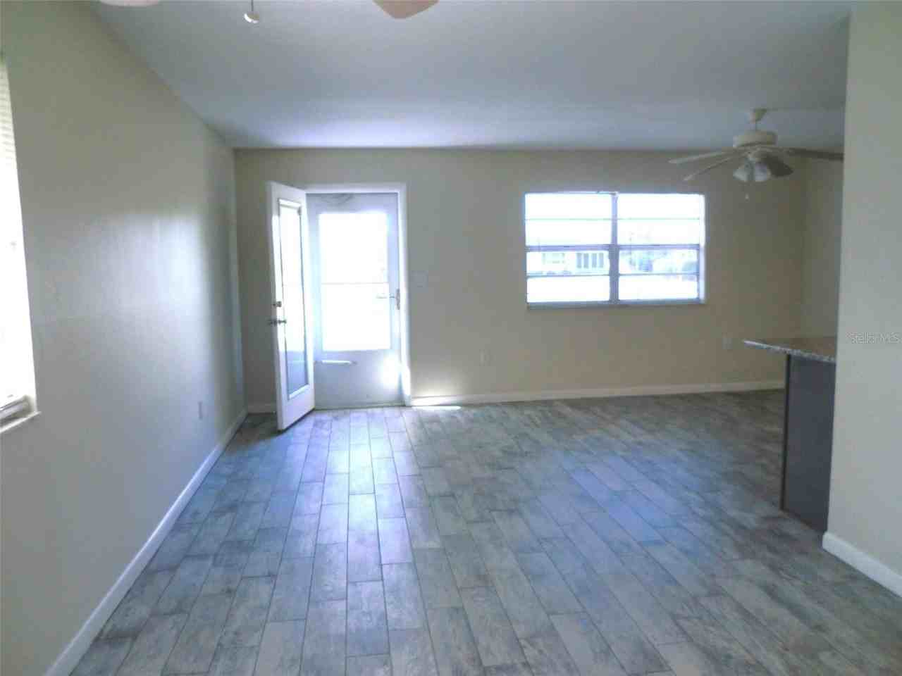 1901 Andover Way #47 - Photo 4 of 26