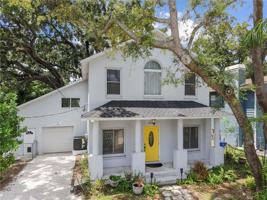 featured image of 211 E 131st Ave