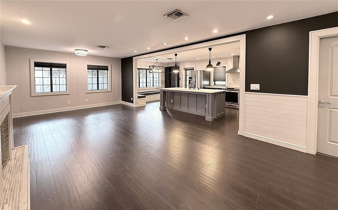 7830 46th Way N - Photo 2 of 27