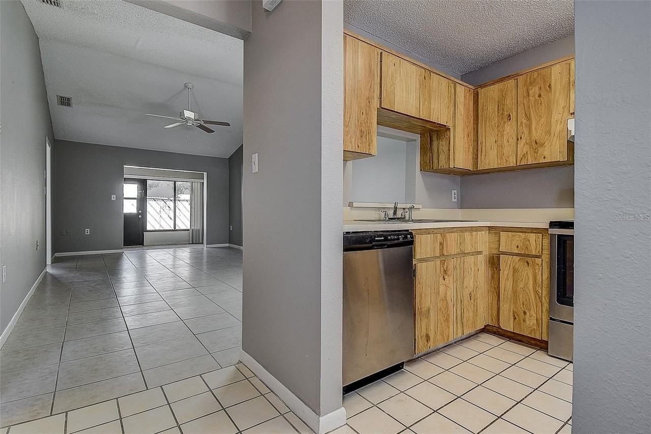 4752 Sunny Loop - Photo 3 of 30