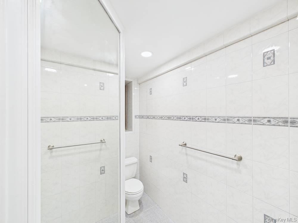 8810 34th Ave #3K - Photo 7 of 10