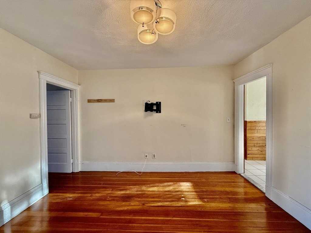 17 Pierce St #17 - Photo 3 of 16