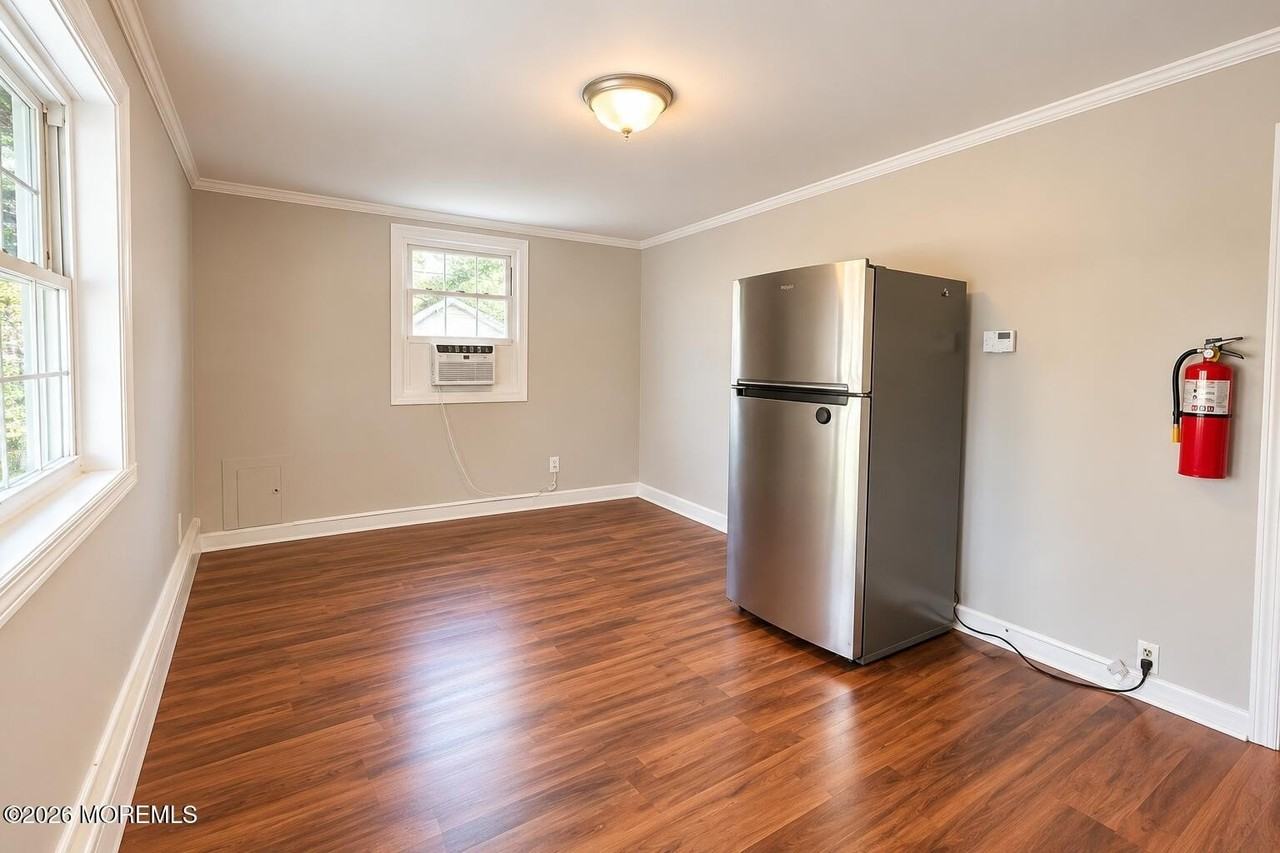 26 Main St - Photo 2 of 11