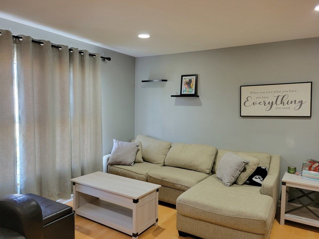 1108 Hampton Hbr #1108 - Photo 3 of 15