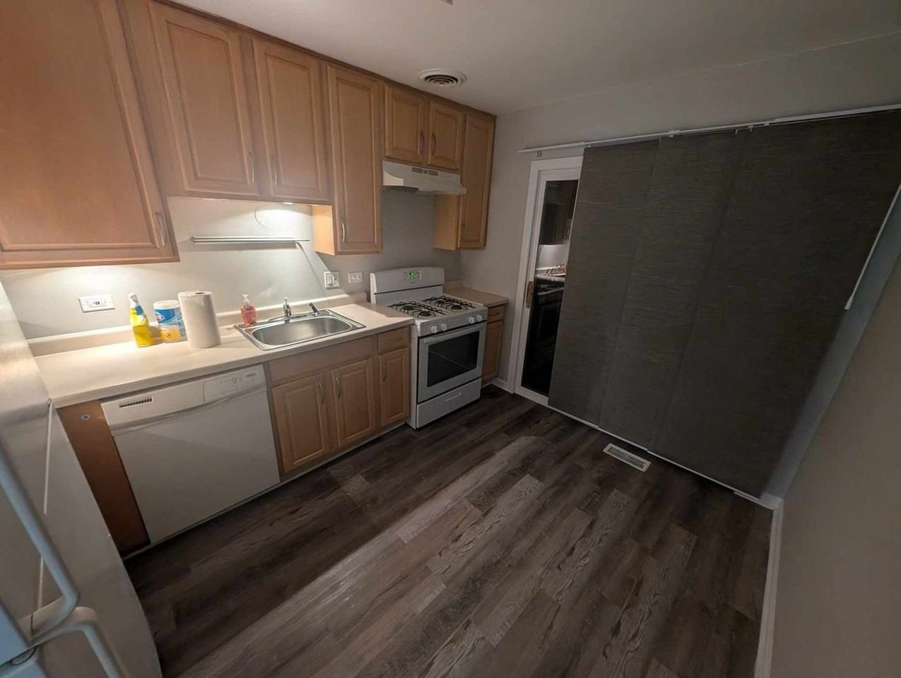 1108 Hampton Hbr #1108 - Photo 6 of 15