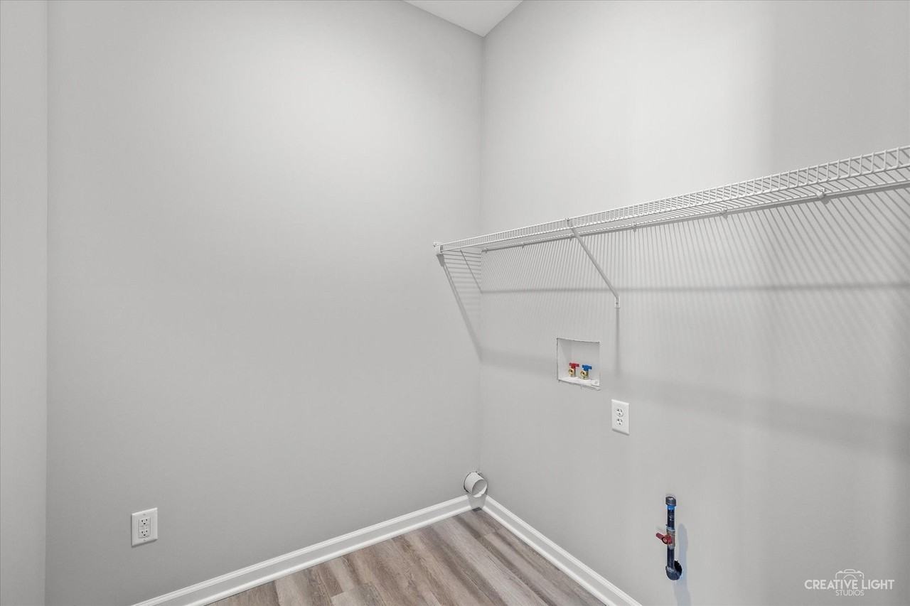 537 S Preston St - Photo 3 of 12