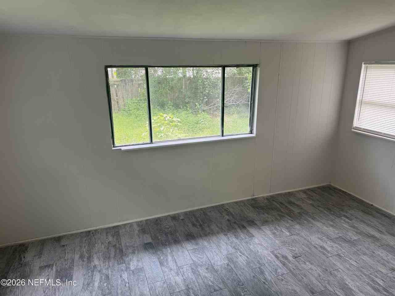 7244 Sandhurst Rd S - Photo 4 of 12