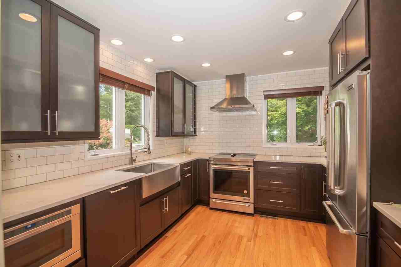 53 W Shore Rd - Photo 4 of 27