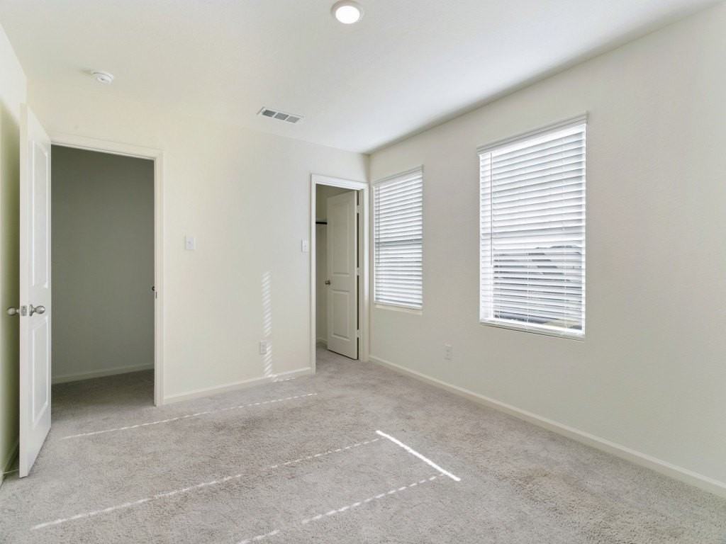 10328 Rosegreen Ln - Photo 7 of 12