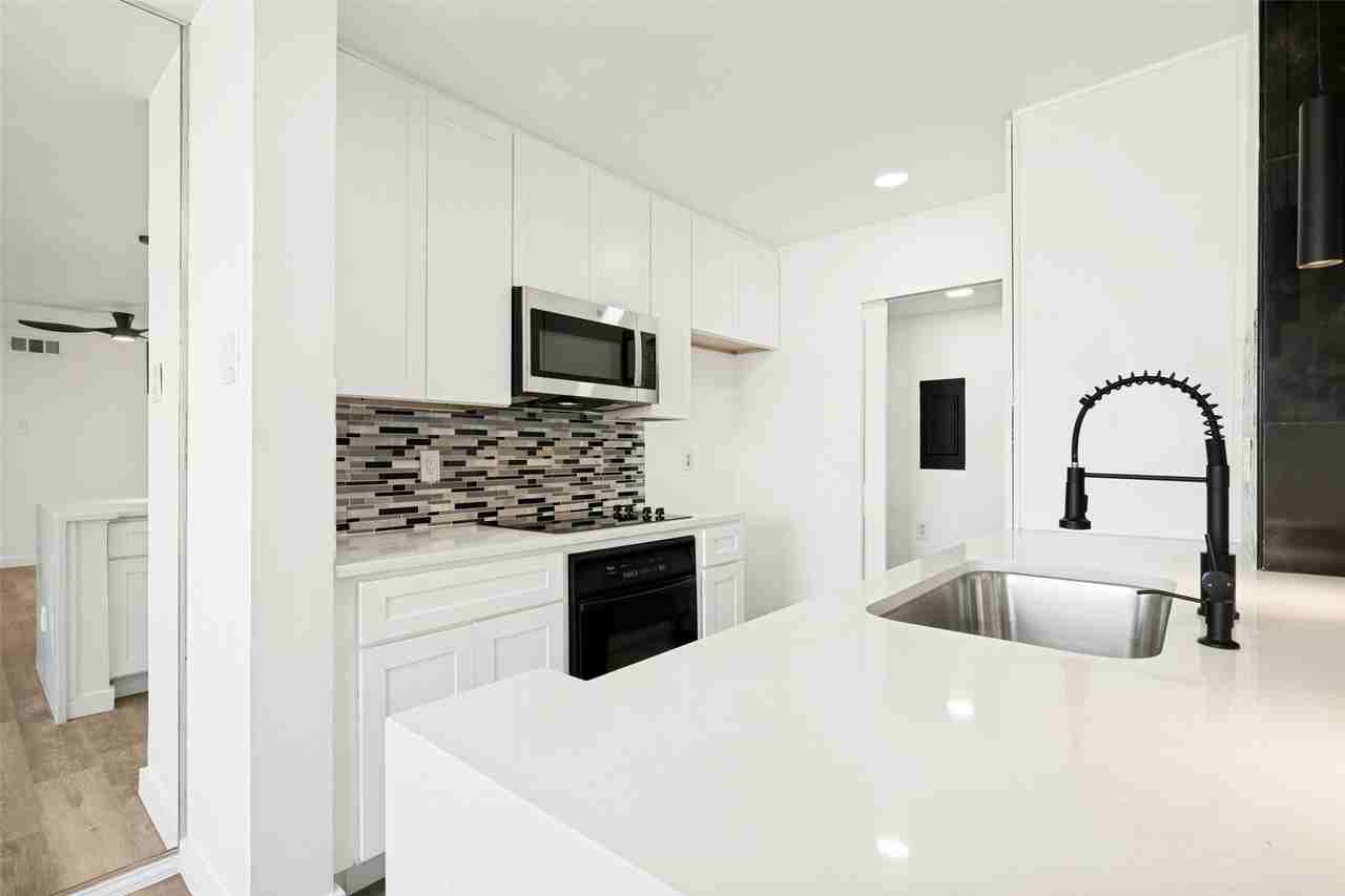 5801 Lake Hubbard Pkwy #109 - Photo 6 of 16