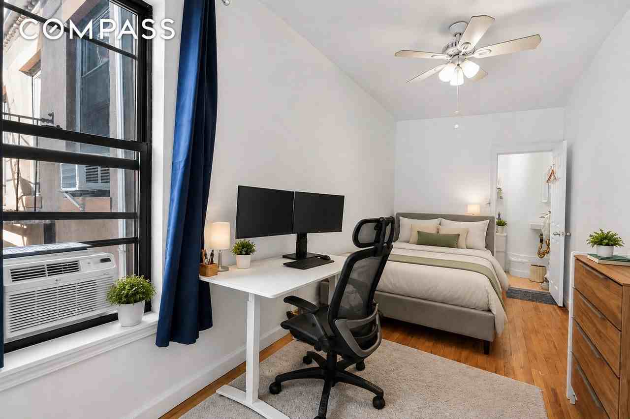 241 Mulberry St #17 - Photo 5 of 5