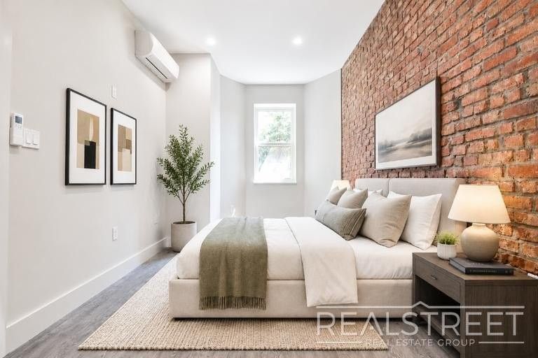 2517 Bedford Ave #2B - Photo 4 of 7