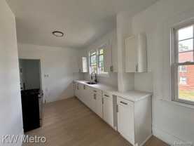 2952 Elmhurst St - Photo 1 of 1