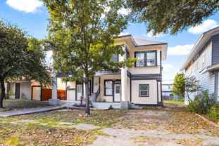 1025 W Craig Pl #4 - Photo 1 of 1