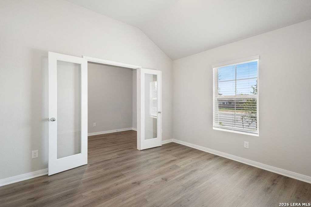 3023 Wembley Way - Photo 3 of 16