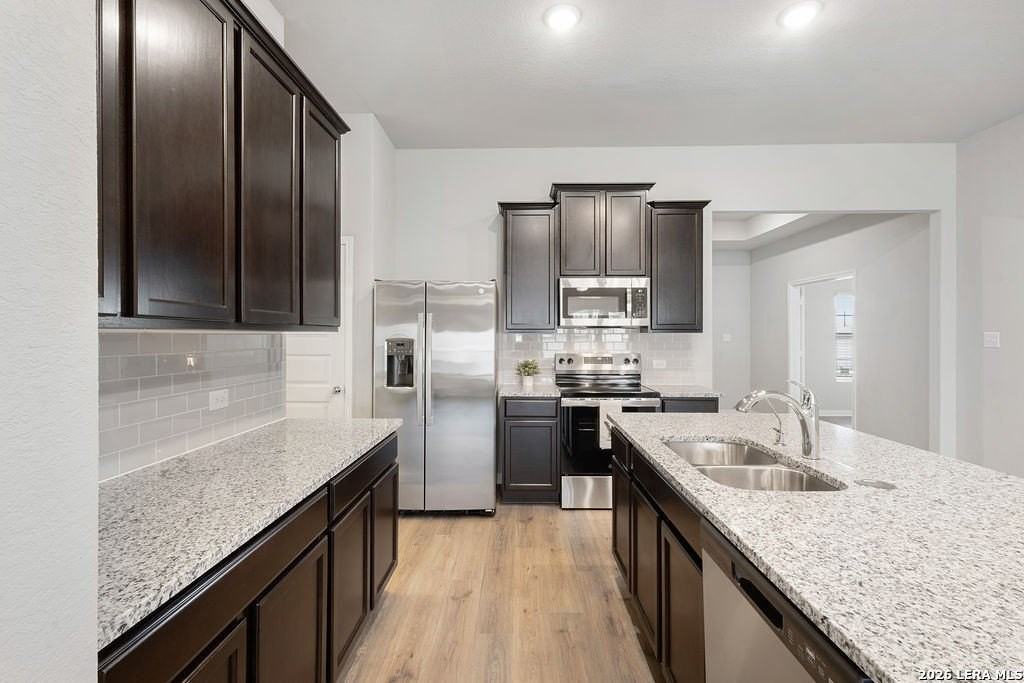 3023 Wembley Way - Photo 5 of 16
