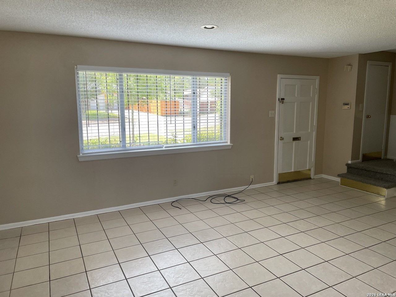 113 E Silver Sands Dr - Photo 3 of 13