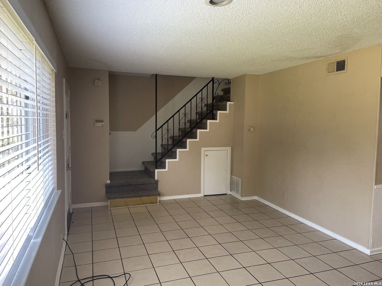 113 E Silver Sands Dr - Photo 6 of 13
