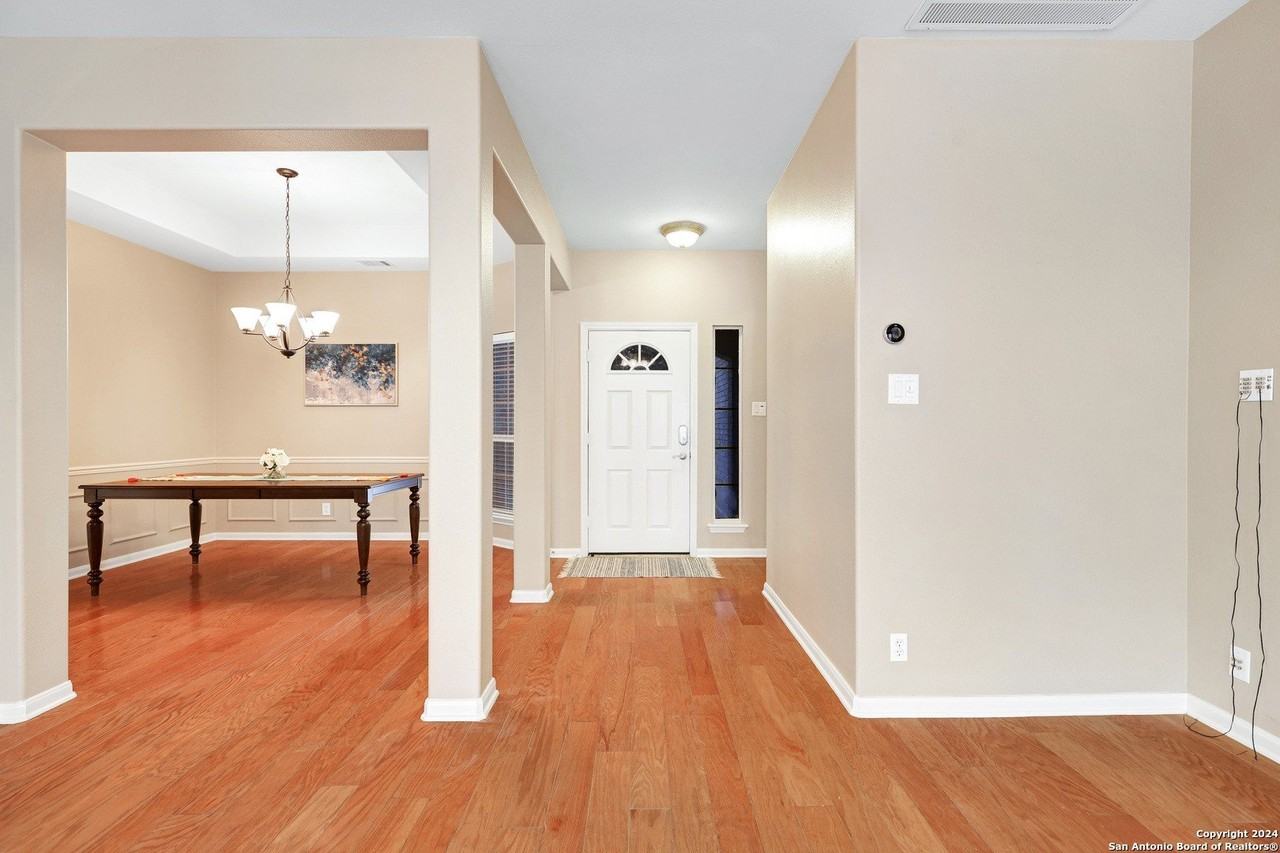 5 Willow Heights Dr - Photo 2 of 39