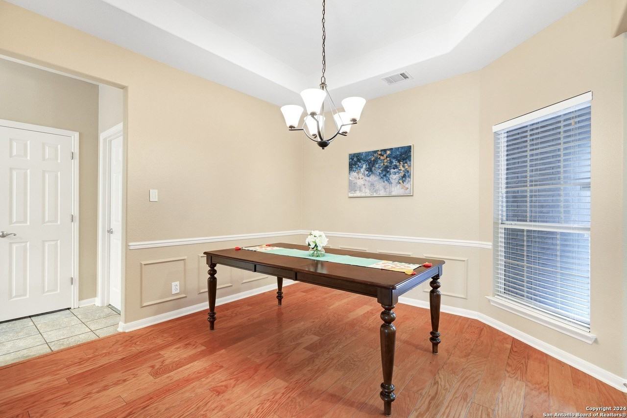 5 Willow Heights Dr - Photo 4 of 39