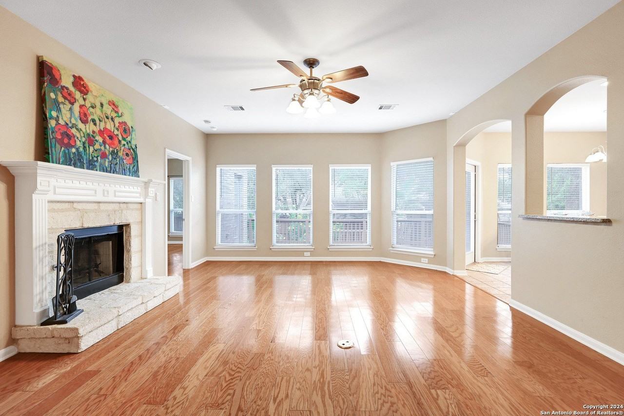 5 Willow Heights Dr - Photo 5 of 39