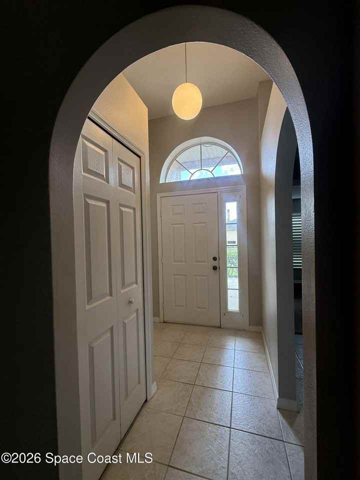 2205 Myla Ln - Photo 3 of 25