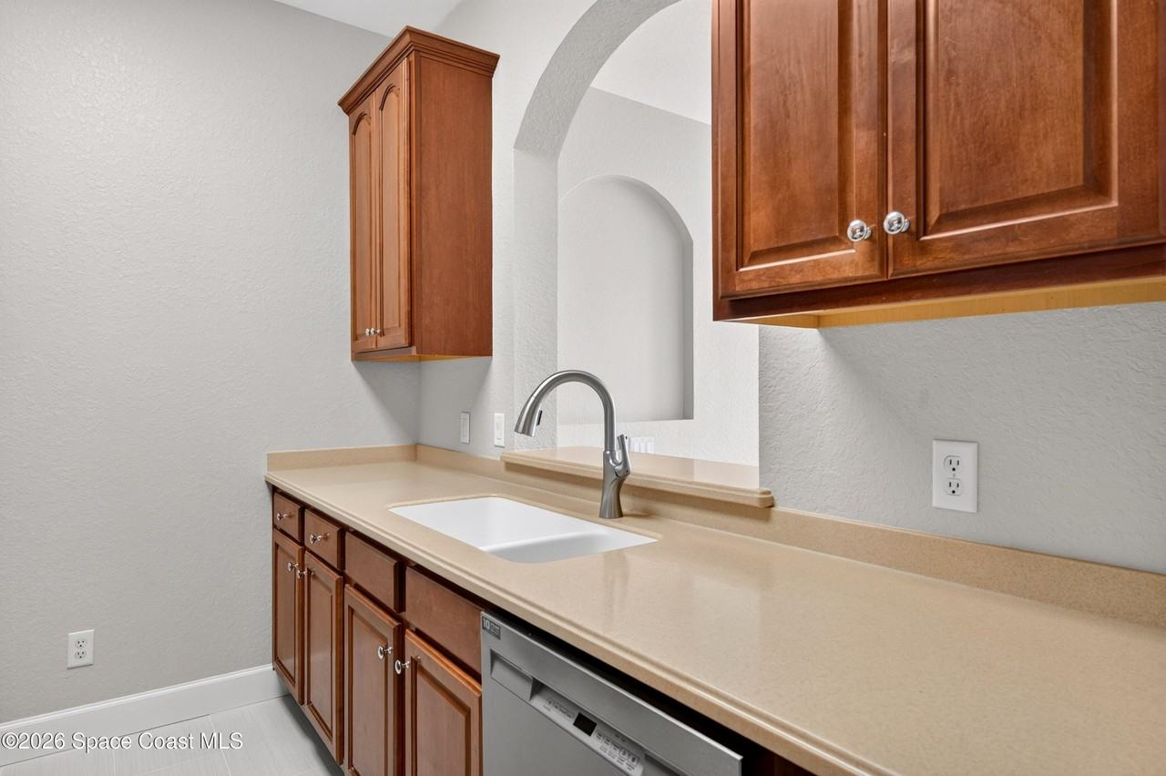 3868 Lexmark Ln #206 - Photo 7 of 44