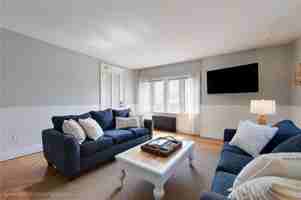 featured image of 28 Narragansett Ave #1