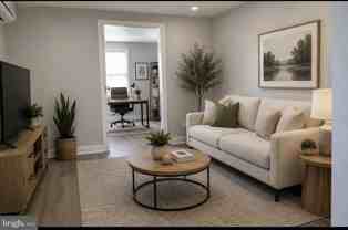 118 E Maple Ave #2R - Photo 1 of 1