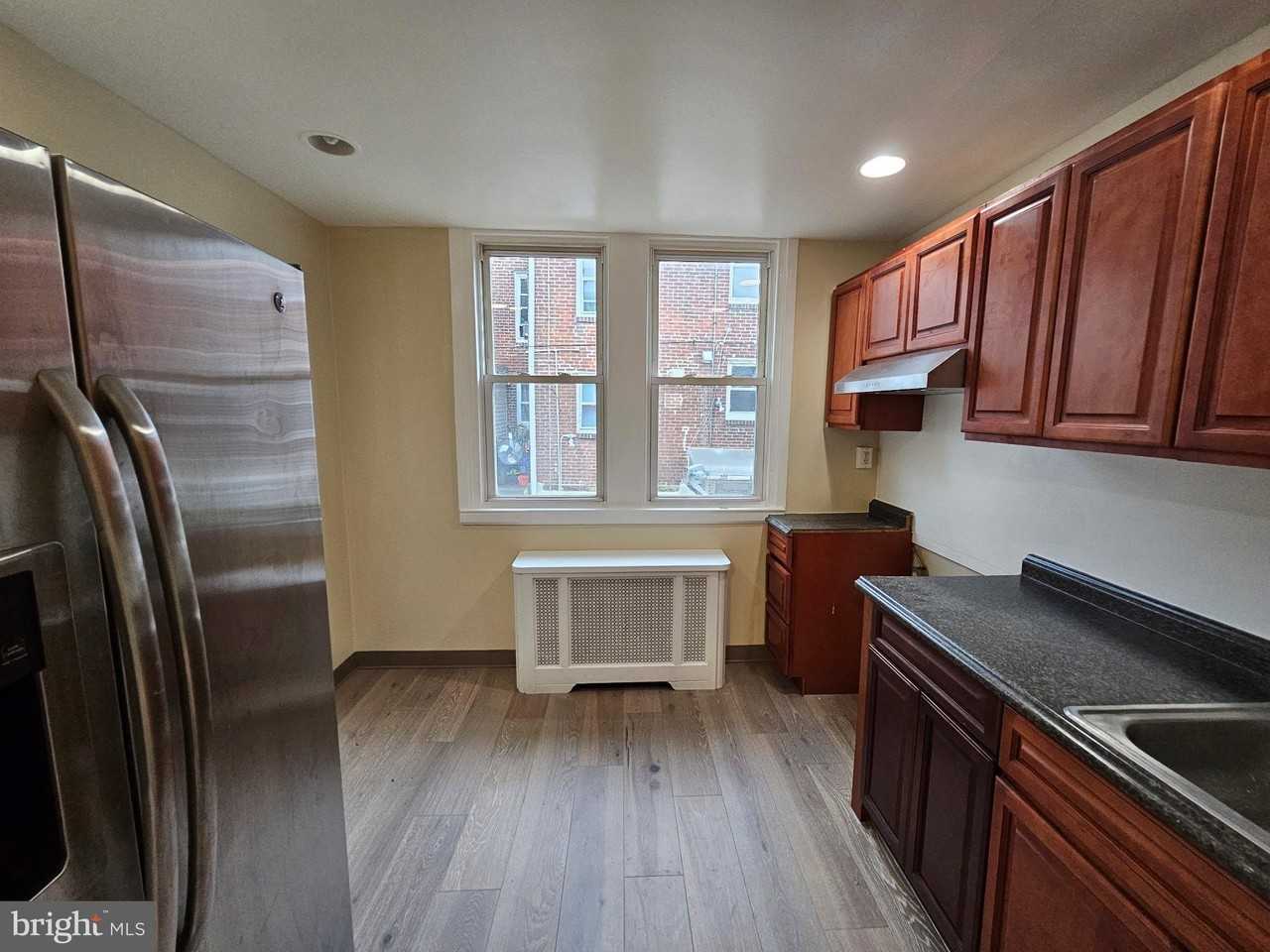 4008 Gilham St - Photo 6 of 21
