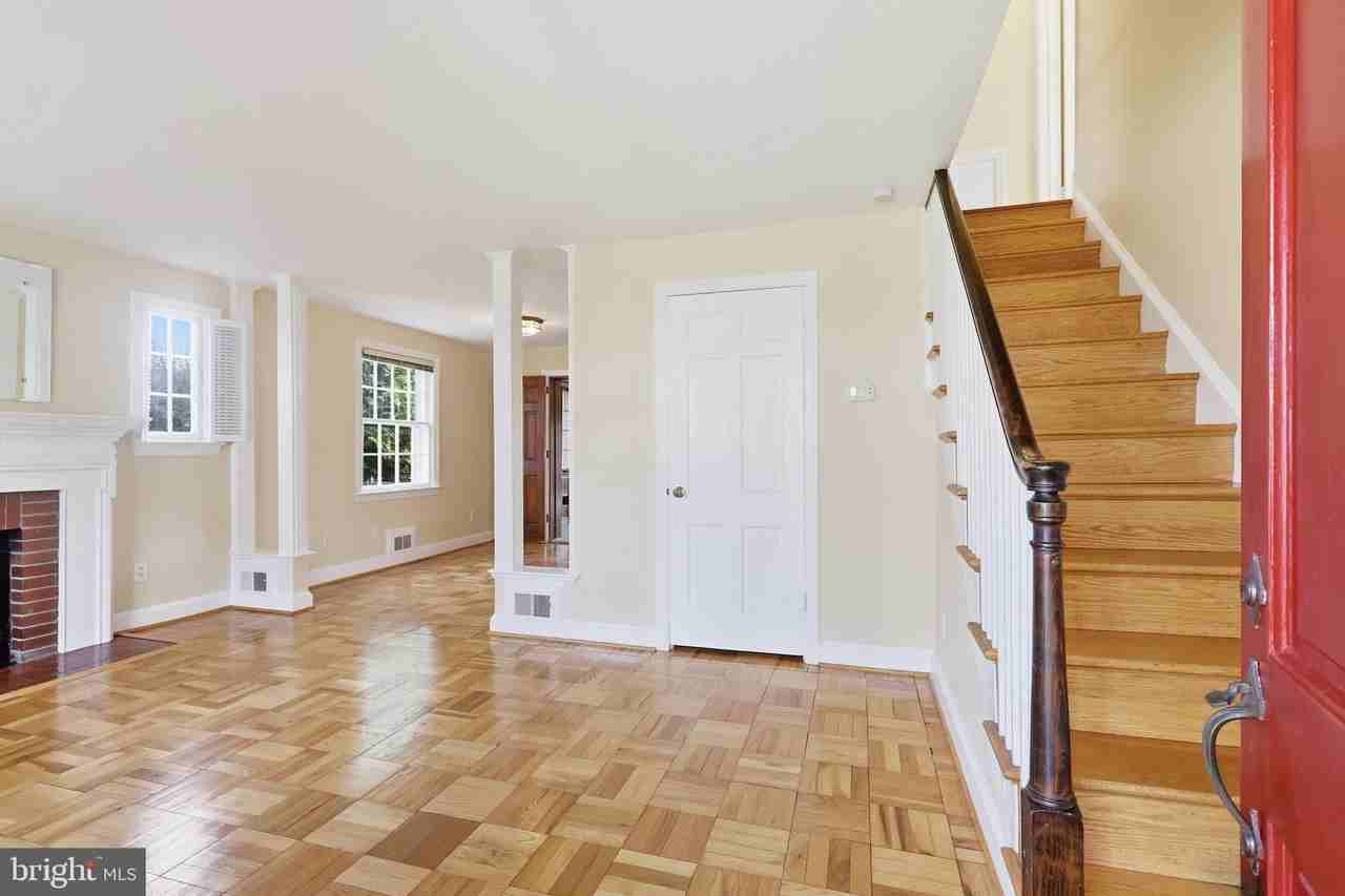 2803 Cameron Mills Rd - Photo 3 of 31