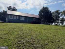 featured image of 11 Nighthawk Ln