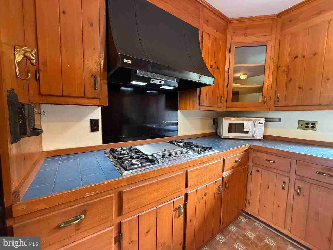 11 Nighthawk Ln - Photo 5 of 14